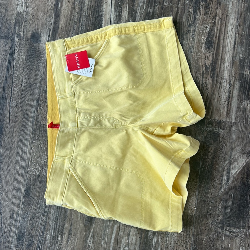 SPANX High Waist Yellow Shorts with Relaxed Fit